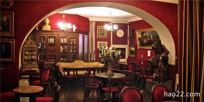 世界十大最美咖啡馆 弗洛里安咖啡馆也是威尼斯双年展的所在地 
